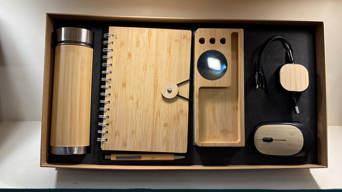 Bamboo eco desk gift set with bottle, notebook, wireless mouse and charger