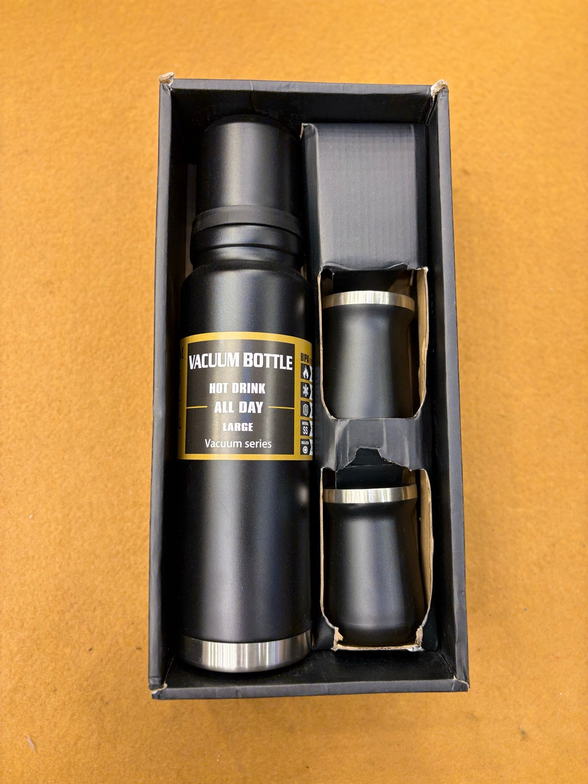Custom logo-branded stainless steel water bottle with gift box