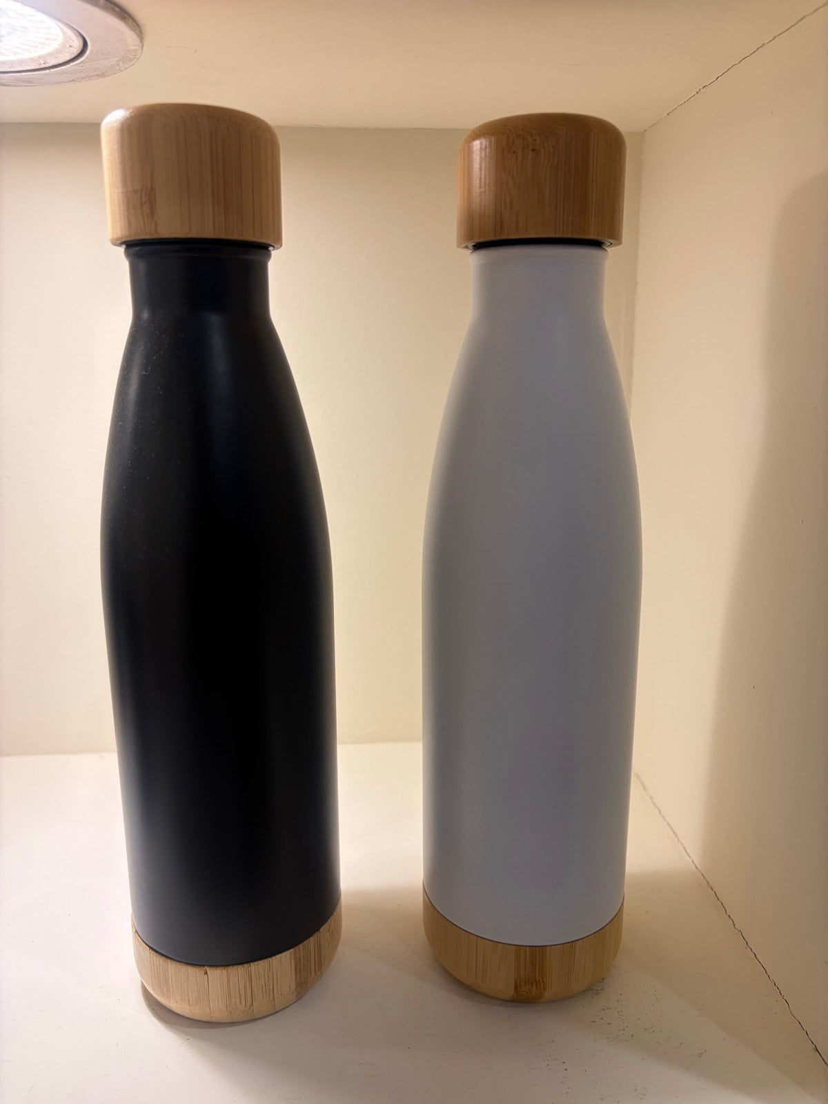 Bamboo Base Vacuum Flask 650 ml – MGH 7028
