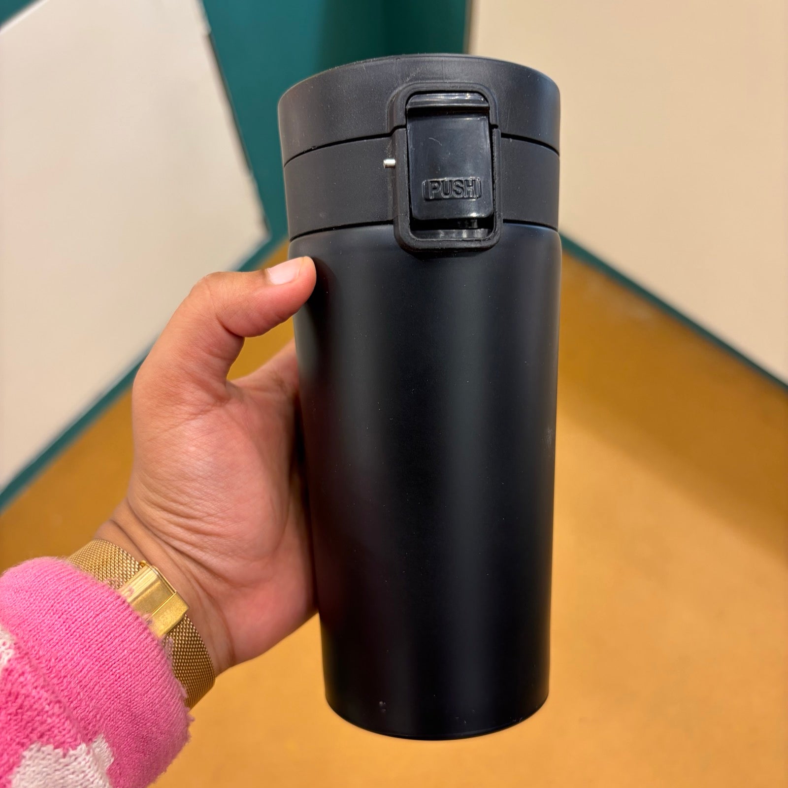 Flip-Lock Vacuum Flask 400 ml – MGH 2178