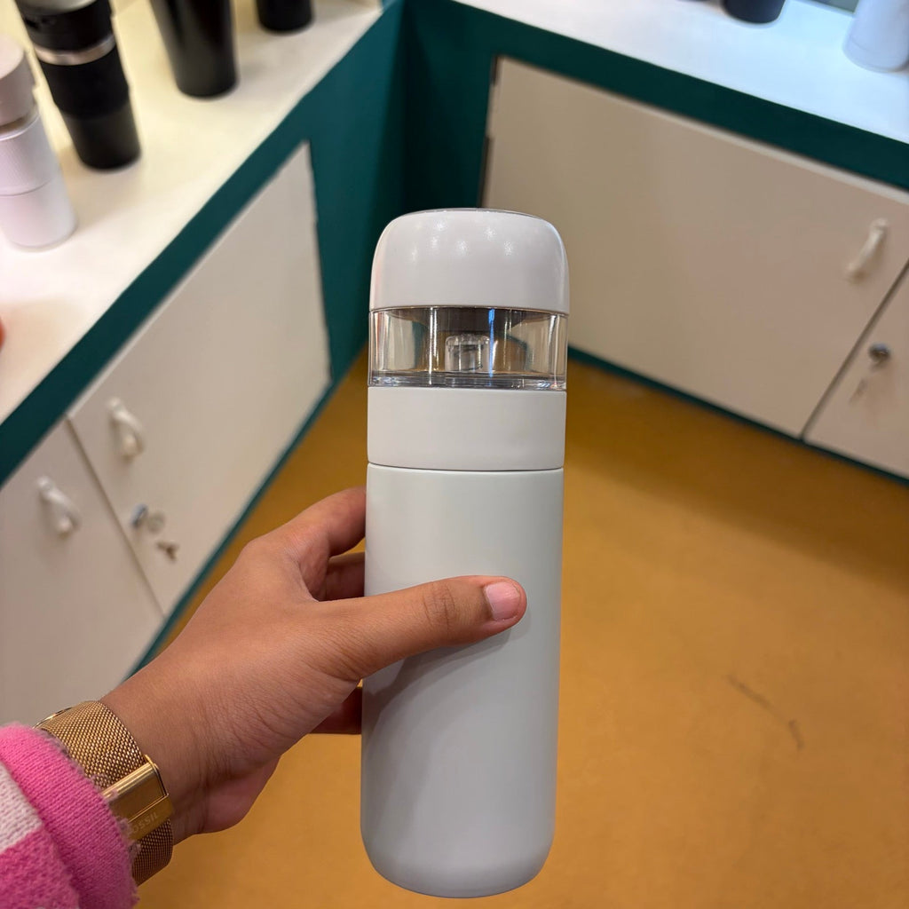 Vacuum Bottle with Carry Handle Lid and Gift Box 500 ml - White