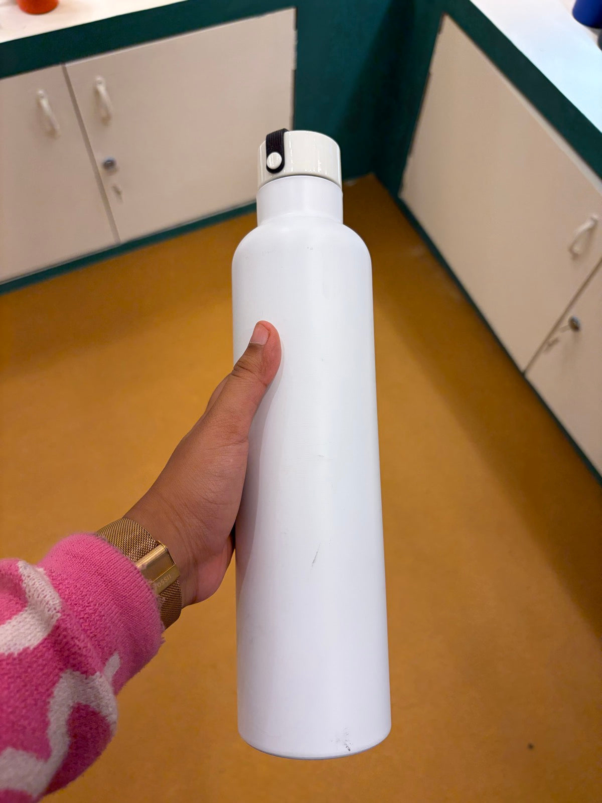 Tall Vacuum Bottle with Loop Handle Lid 750 ml – MGH 7009