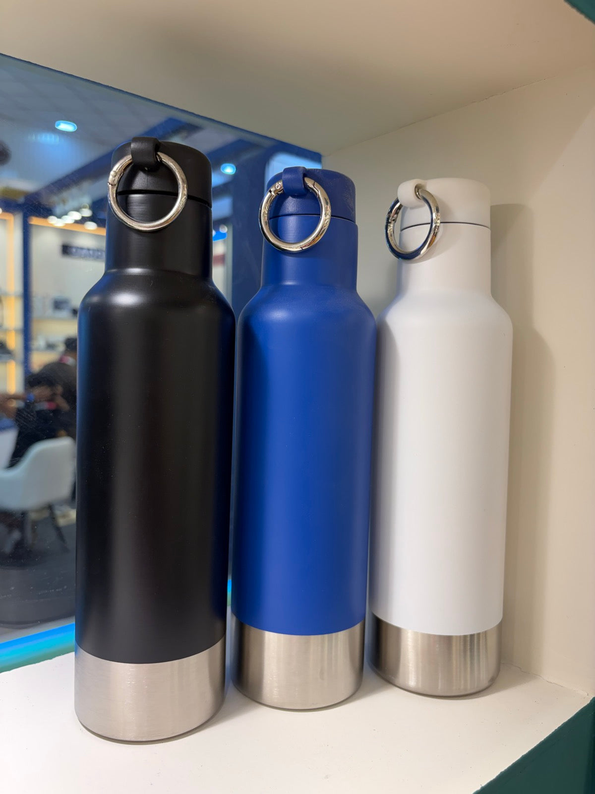 Steel Bottle with Carabiner Clip 1000 ml – MGH 2170