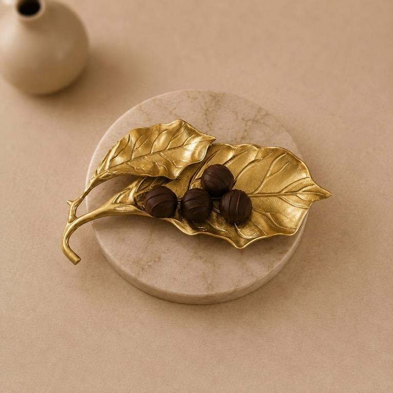 Patra Aasan Leaf Shaped Metal Tray, handcrafted metal craft